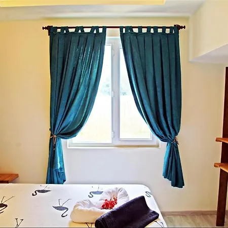 11 Boutique Oda ve Kahvaltı 2*